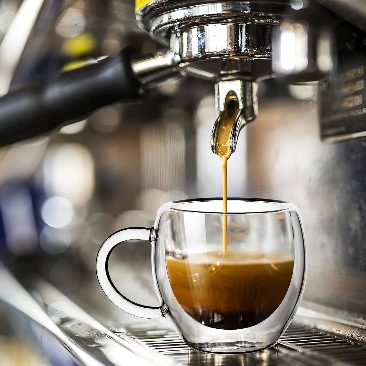 Bicchieri da caffè doppi Tazze in vetro con doppio isolamento