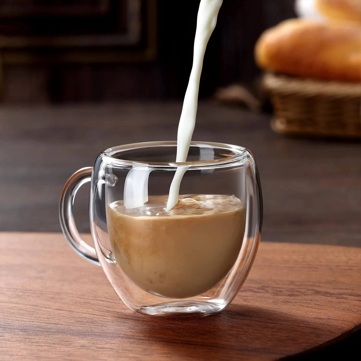 Bicchieri da caffè doppi Tazze in vetro con doppio isolamento