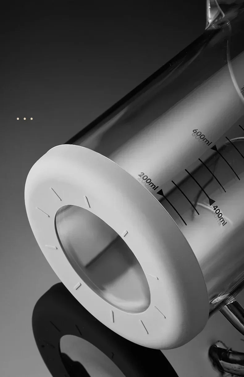 colanders &amp Strainers