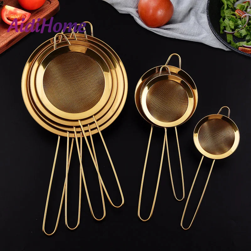colanders &amp Strainers